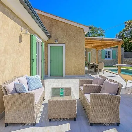 Ofelia - Near Rovinj Villa *