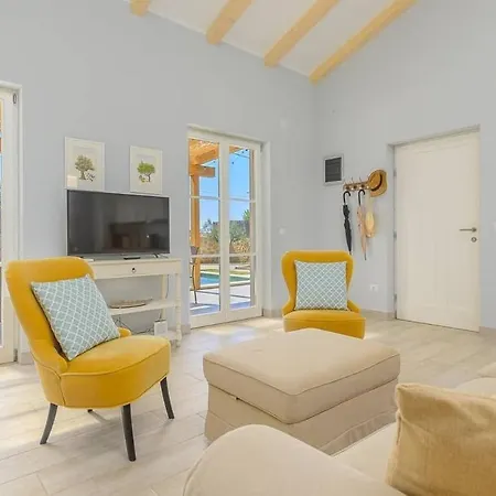 Ofelia - Near Rovinj Villa *